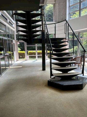 山梨県南巨摩郡身延町　区分マンションの駐車場