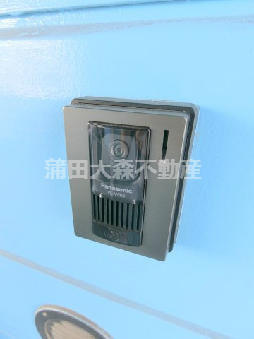 諏訪コーポ蒲田の玄関