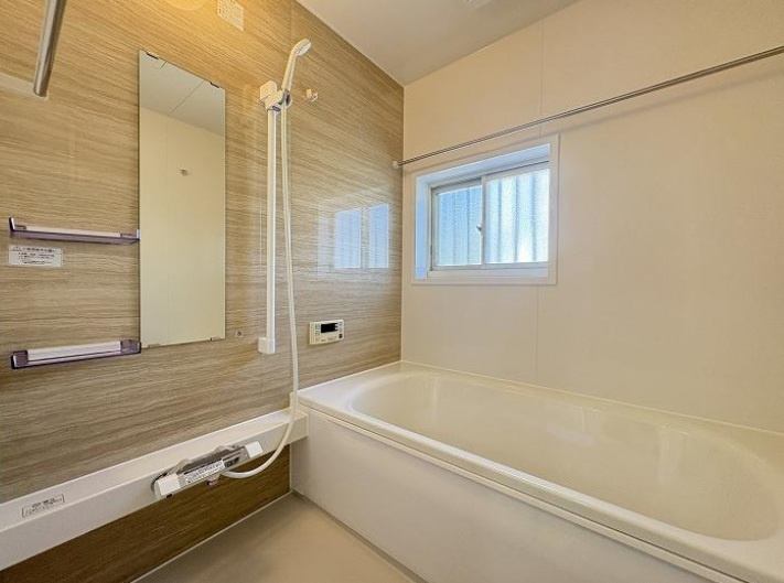 神戸市西区天が岡の浴室