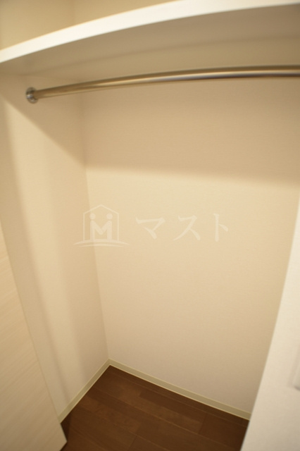 プライムアーバン御堂筋本町の収納