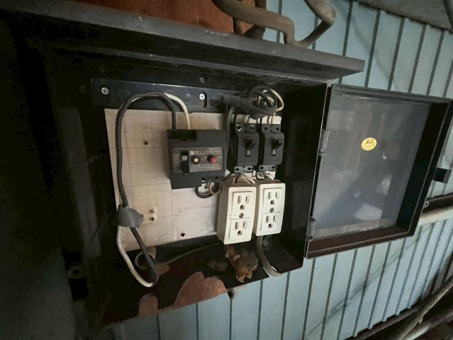 泉町 貸倉庫のその他