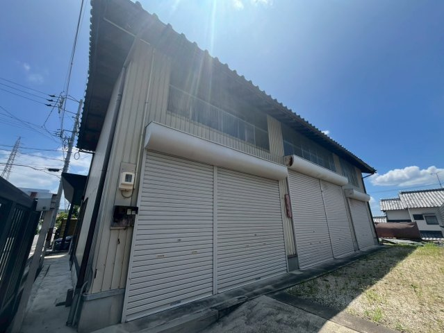 泉町 貸倉庫