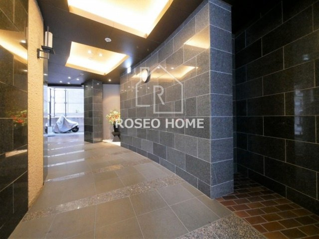 アビエール松屋町のロビー