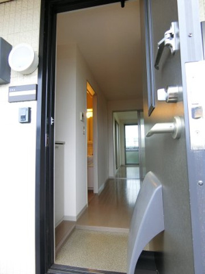 【玄関】 | エクセランルミエールC棟