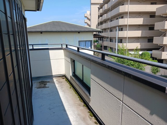 熊本市東区健軍４丁目の中古一戸建のバルコニー|開放的で明るい空間を演出してくれるバルコニーです