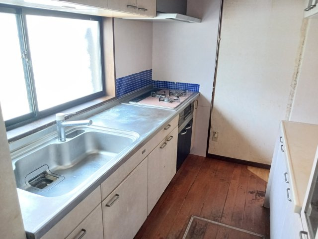 熊本市東区健軍４丁目の中古一戸建のキッチン|キッチンでお料理をお楽しみください