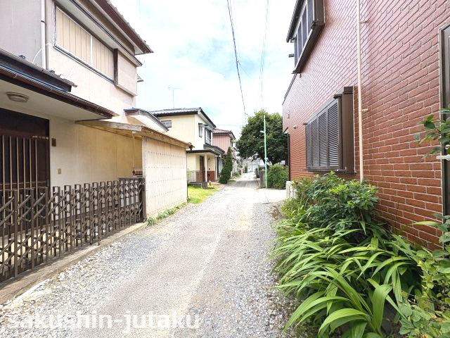 新栄２丁目　売地の前面道路含む現地写真|北西側４ｍ私道　間口約12.2ｍ