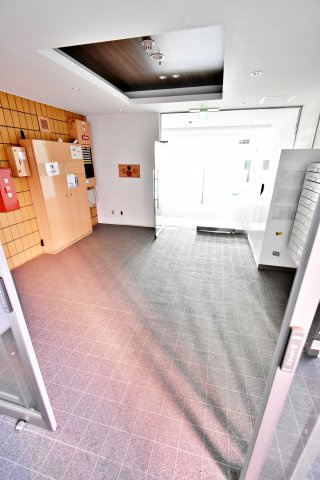 ポートヴィラメイセイのエントランス