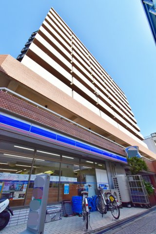 ポートヴィラメイセイのエントランス