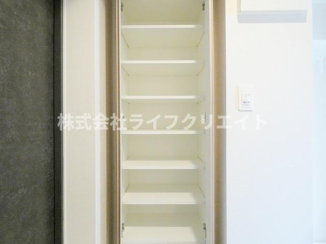 N-stage豊田の玄関
