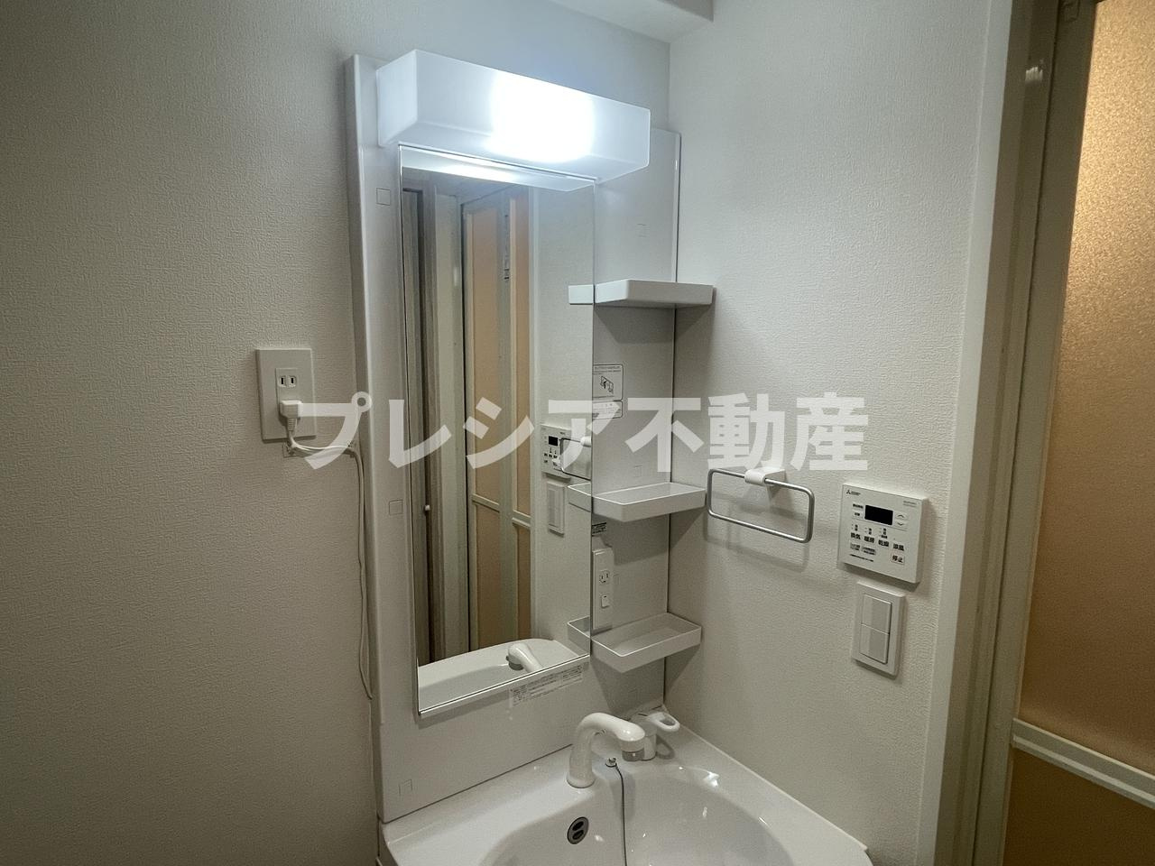 ハックスビエント甲子園口のシャワールーム