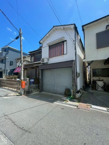 寝屋川市春日町の外観