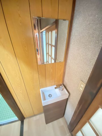 【独立洗面台】