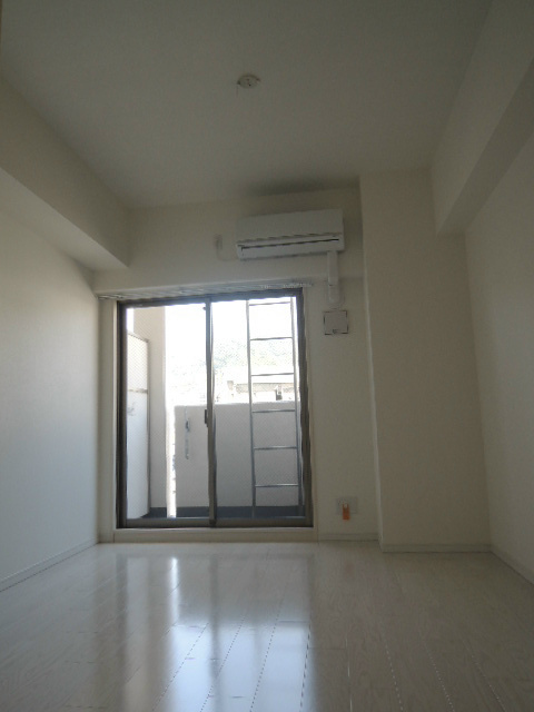 ファーストレジデンス三宮EASTの寝室