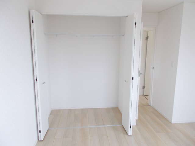 クレイドルガーデン前橋市粕川町女渕第２　１号棟の収納|2階洋室１収納スペースです♪