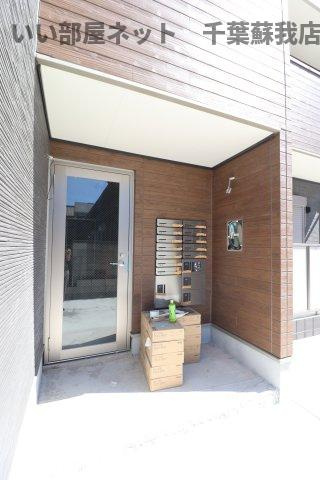 マロン クレールのエントランス|安心オートロック付き♪