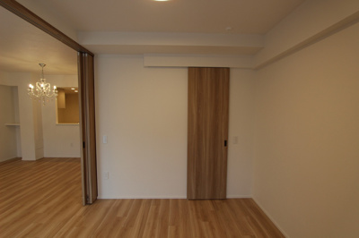 【洋室】 | シエリア錦町一丁目 | 南側洋室6帖