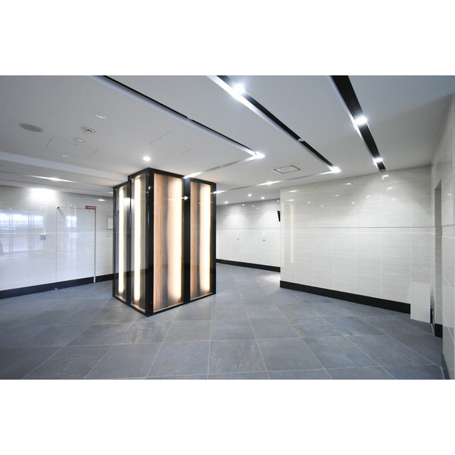 神戸市中央区浜辺通４丁目の賃貸マンションの居間・リビング