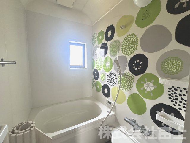 ファミールガーデンA棟の浴室