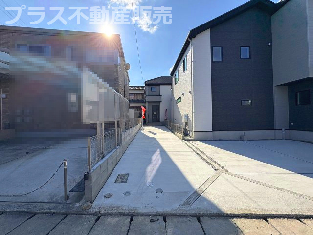 【外観】 | 福岡市南区皿山1丁目6期　2号棟（全2棟）【仲介手数料無料・0円】 | 現地写真。プラス不動産販売なら、現場の全ての棟をまとめてご見学頂けます。