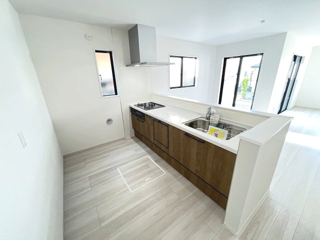 【キッチン】 | 福岡市南区皿山1丁目6期　2号棟（全2棟）【仲介手数料無料・0円】 | 現地写真。