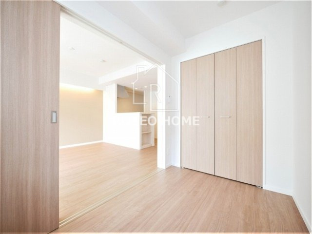 パンセ新町の洋室