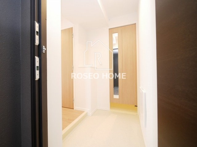 パンセ新町の玄関