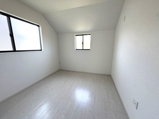 【子供部屋】 | 福岡市南区皿山1丁目6期　1号棟（全2棟）【仲介手数料無料・0円】 | 施工例。施工例は完成時と異なる場合があります。