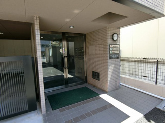 【エントランス】