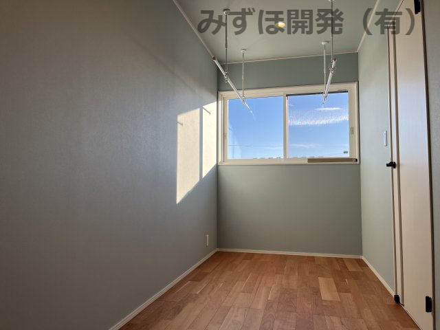 山形市北町3丁目3-47のランドリースペース|二階廊下には部屋干しスペースがあります