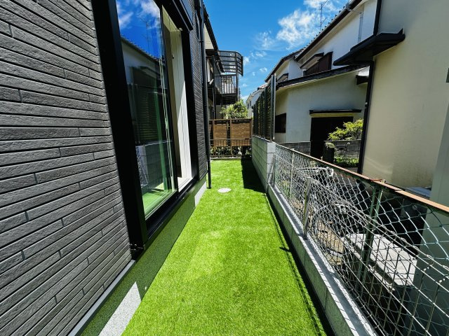 茅ヶ崎市松が丘1丁目　新築戸建　の庭