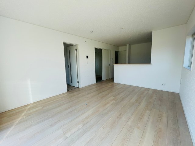 【居間・リビング】 | 深谷市武蔵野第2　クレイドルガーデン　新築戸建　全3棟　1号棟 | 1号棟