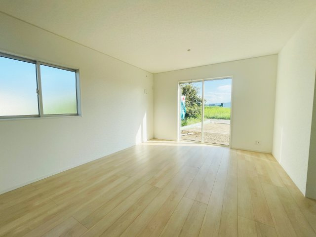 【居間・リビング】 | 深谷市武蔵野第2　クレイドルガーデン　新築戸建　全3棟　1号棟