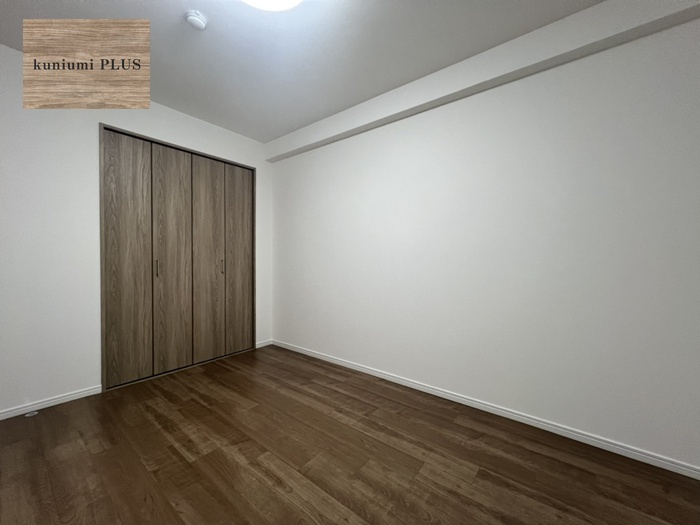 ヴィルヌーブ野江内代の洋室