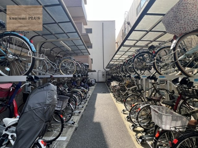 ヴィルヌーブ野江内代の駐輪場