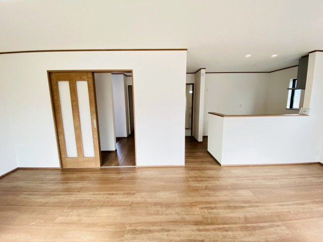 ハートフルタウン／菊陽町原水／Ｃ号棟の居間・リビング