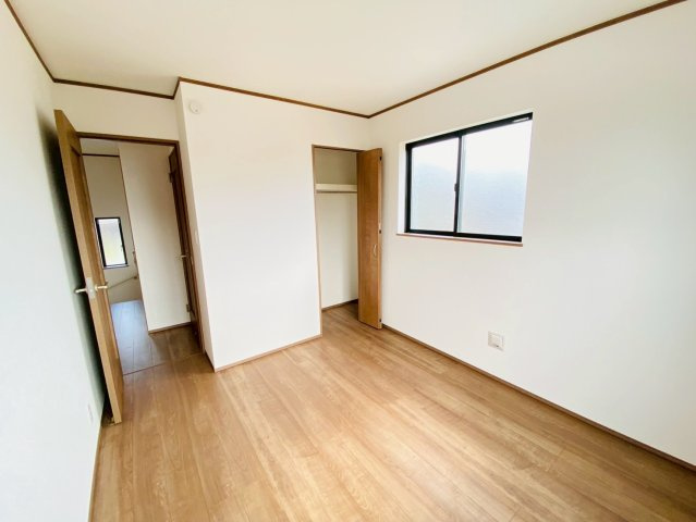 ハートフルタウン／菊陽町原水／Ｃ号棟の洋室