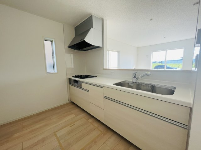【キッチン】 | 深谷市武蔵野第2　クレイドルガーデン　新築戸建　全3棟　2号棟