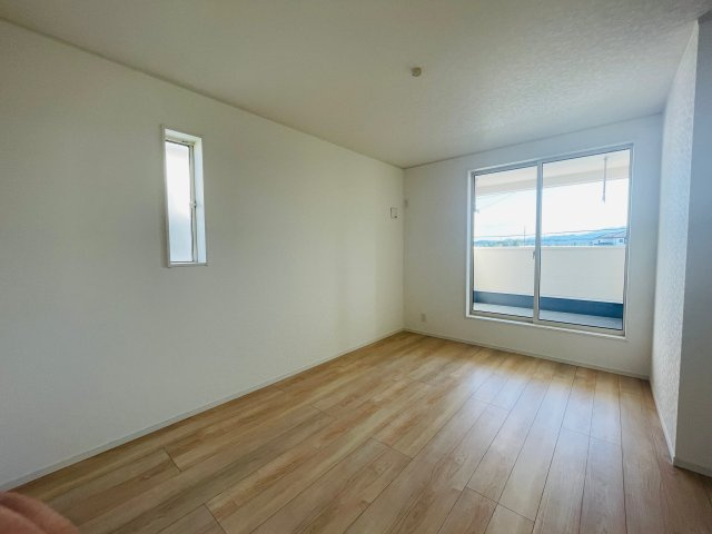 【寝室】 | 深谷市武蔵野第2　クレイドルガーデン　新築戸建　全3棟　2号棟