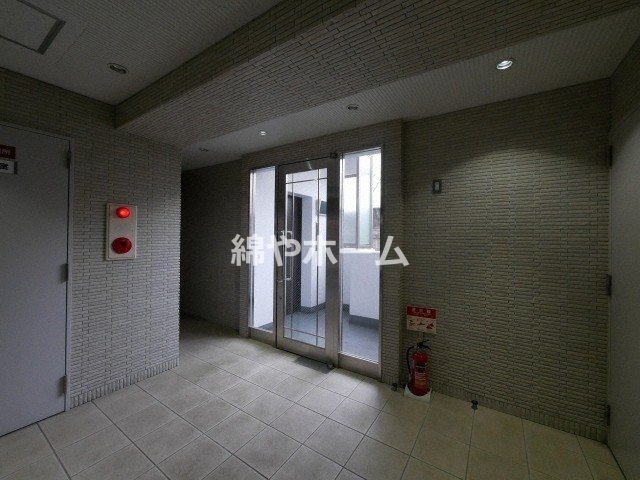 グランパシフィック難波南Ⅱのロビー|毎日通るロビーはこのようになっています