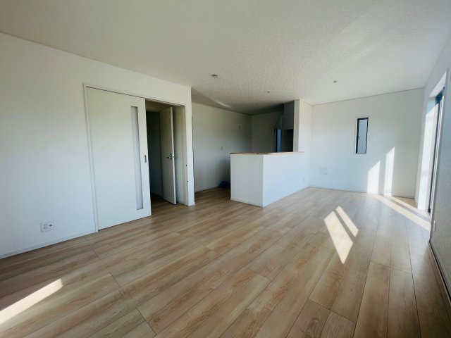 【居間・リビング】 | 深谷市武蔵野第2　クレイドルガーデン　新築戸建　全3棟　3号棟