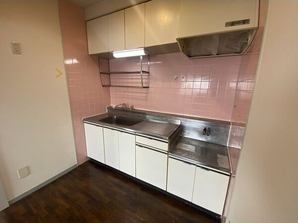 プレズ名古屋入場のキッチン|キッチンです