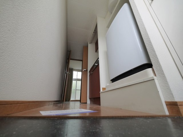 レオパレスＡｄｖａｎｃｅ富雄の玄関|きれいな玄関です