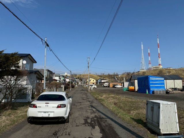 武佐１丁目　古家付土地【解体更地渡し】の前面道路含む現地写真|東方向