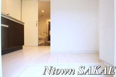 【玄関】 | フォルゴーレⅡ | ゆったりとした玄関です