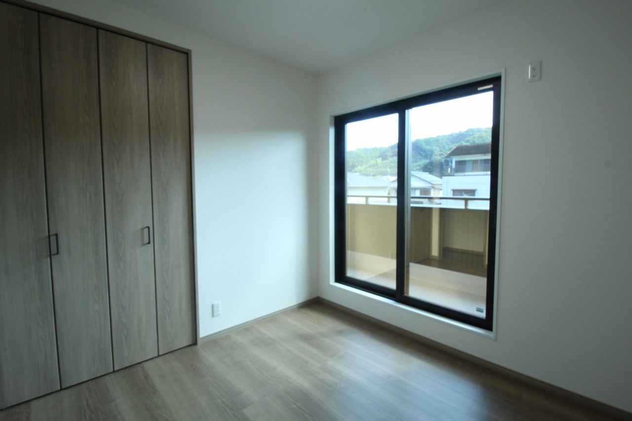 いの町枝川　新築戸建の洋室|2Ｆ　南西の部屋　4.67帖