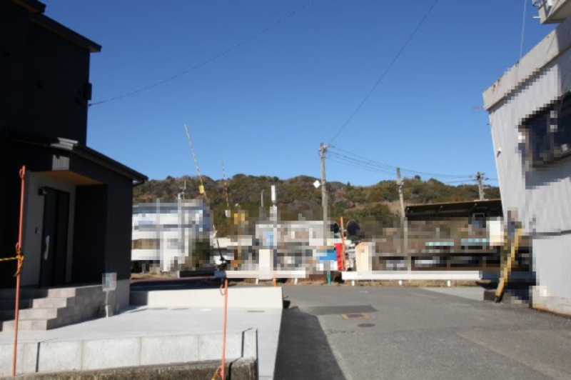 いの町枝川　新築戸建の前面道路含む現地写真