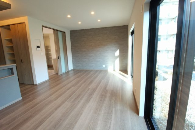 いの町枝川　新築戸建の居間・リビング|ＬＤＫ　17.5帖