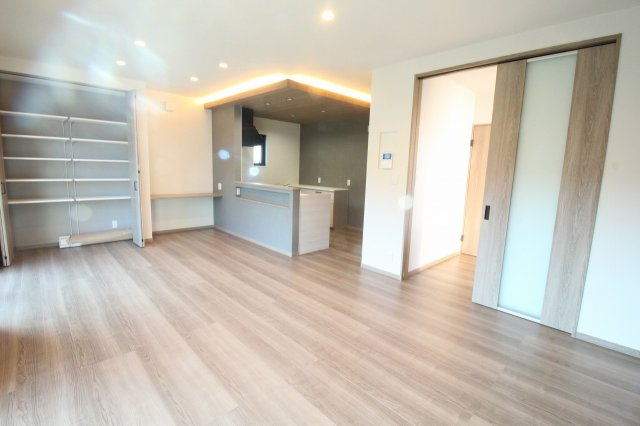 いの町枝川　新築戸建の居間・リビング|ＬＤＫ　17.5帖