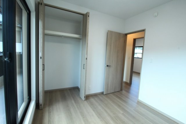 いの町枝川　新築戸建の洋室|2Ｆ　南東の部屋　4.67帖